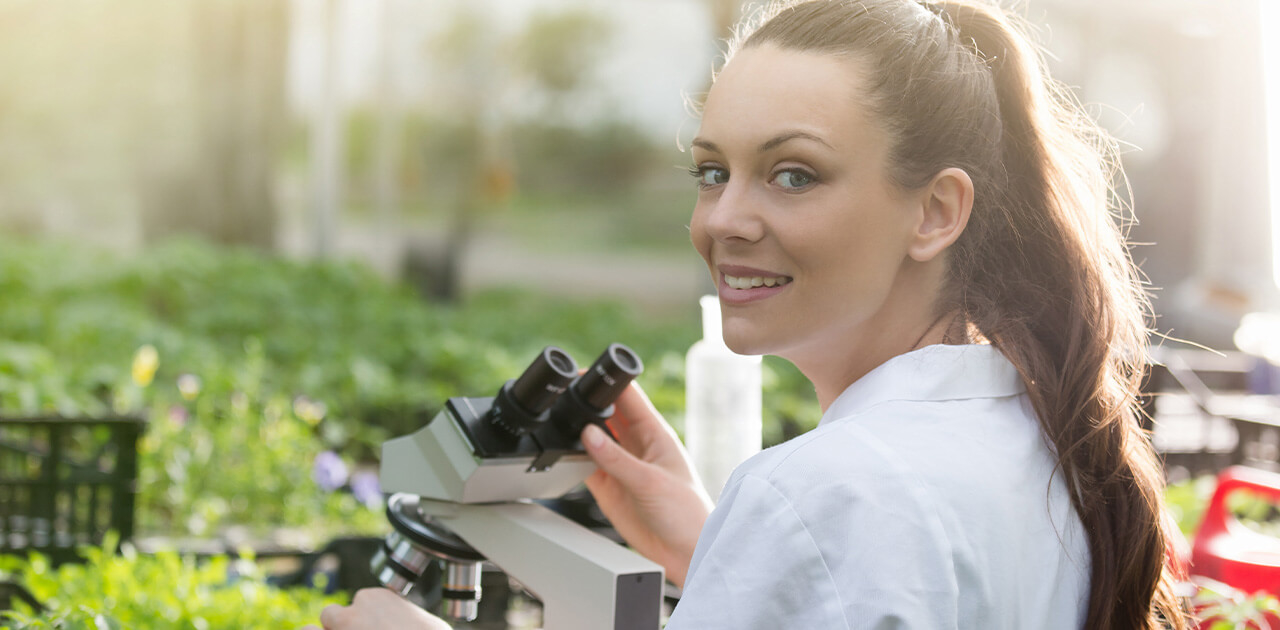 Was macht ein*e Agrarwissenschaftler*in? Was macht ein*e Agrarwissenschaftler*in?