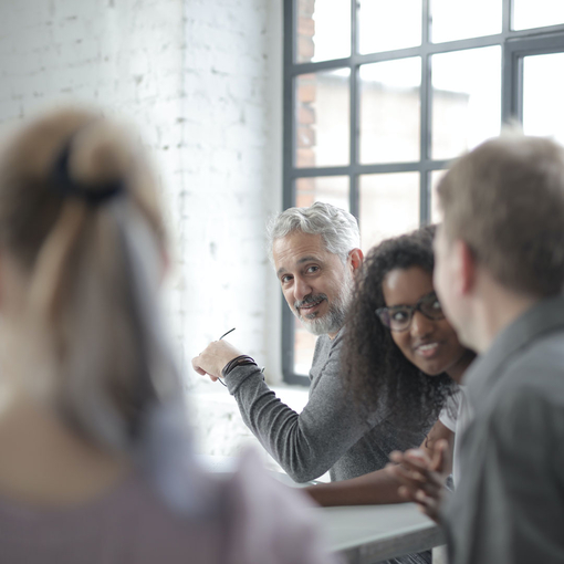 Recruiting intergenerazionale: Comprendere le 4 generazioni nel mercato del lavoro in Alto Adige