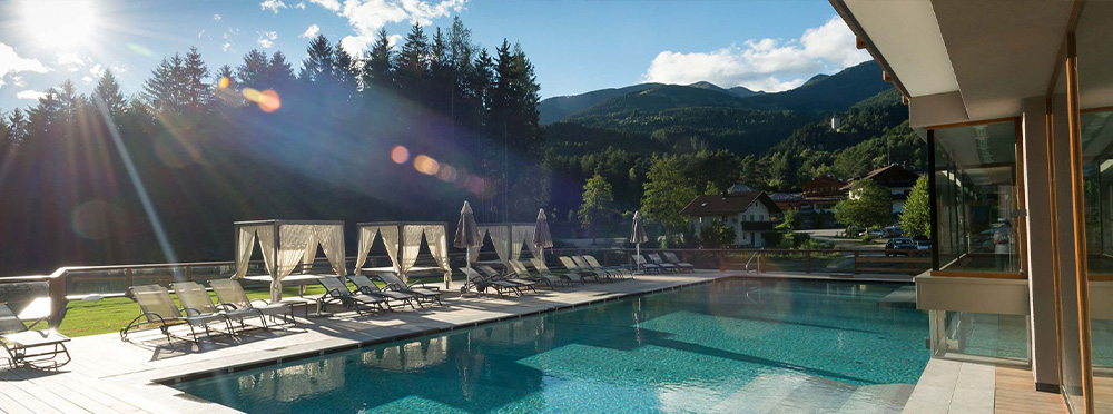 Karriere im Green Lake Hotel in Südtirol Jobs im Green Lake Hotel in Südtirol