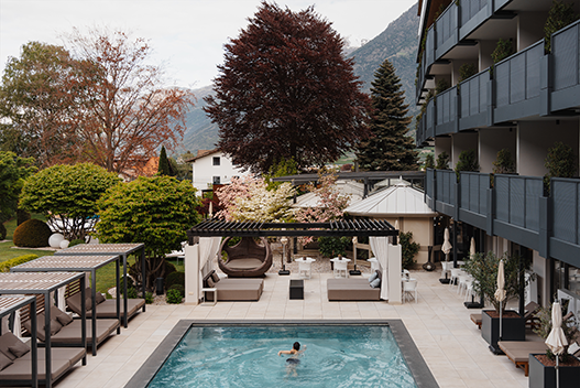 Jobs bei Hotel Paradies